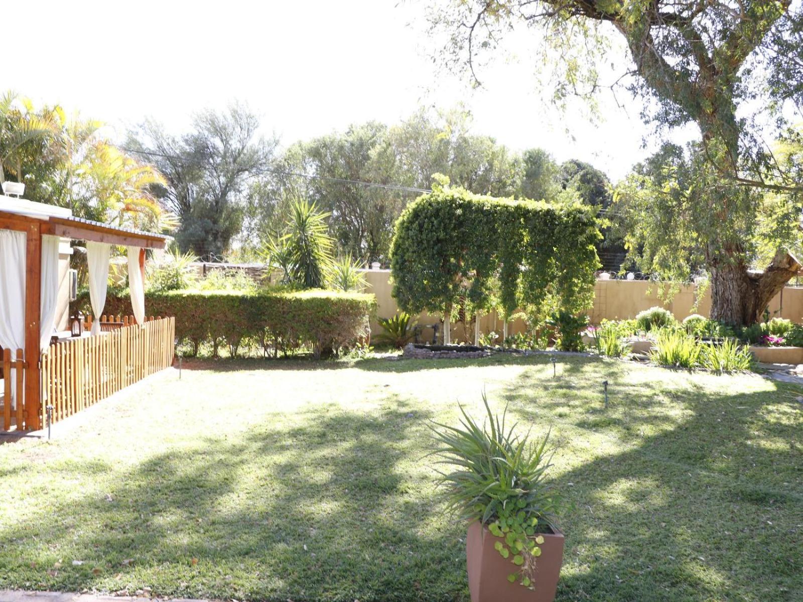 Peaceful Garden Apartment